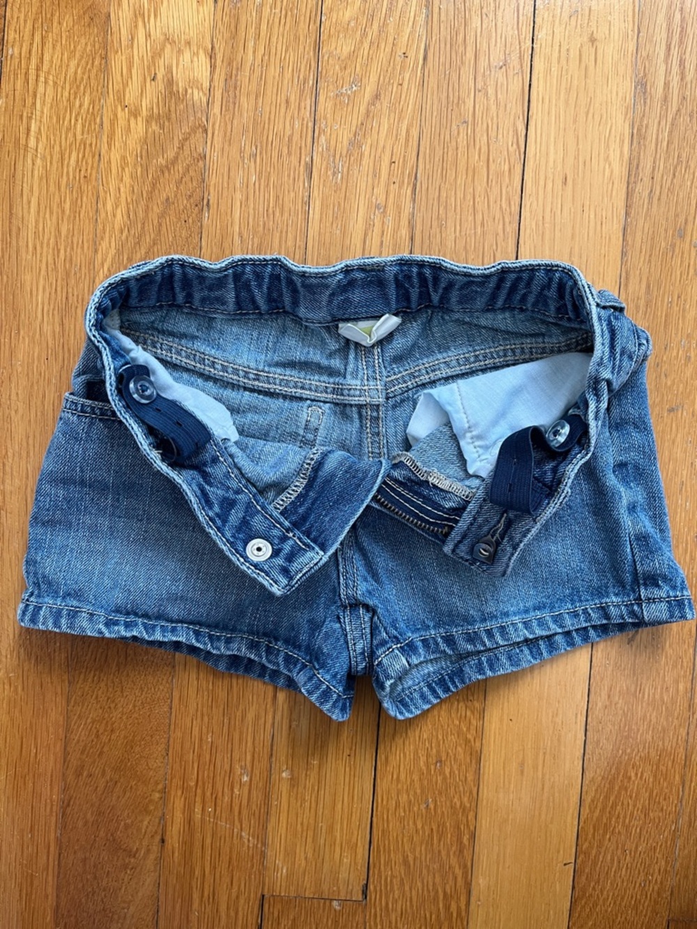 Set of 2 Size 6 / 7 Girls Denim Jean Shorts Adjustable Waist Summer Shorts - Picture 5 of 9